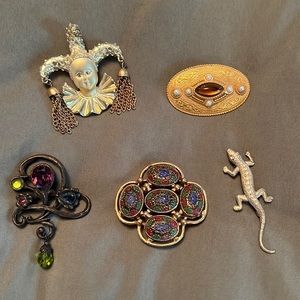 Assorted Brooches